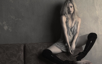 

Shakira Wall Poster PWRGVALPHAPOS1356 Paper Print(18 inch X 12 inch, Rolled)