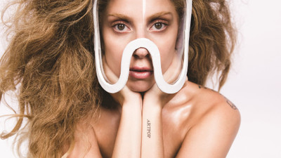 

Lady Gaga Wall Poster PWRGVALPHAPOS2079 Paper Print(18 inch X 12 inch, Rolled)
