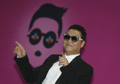 

PSY Wall Poster PWRGVALPHAPOS2703 Paper Print(18 inch X 12 inch, Rolled)