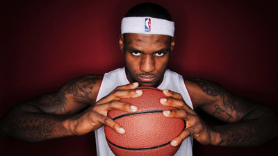 

Lebron James Wall Poster PWRGVALPHAPOS661 Paper Print(18 inch X 12 inch, Rolled)