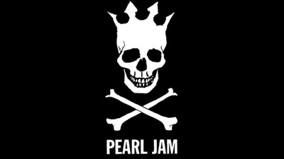

Pearl Jam Wall Poster PWRGVALPHAPOS2815 Paper Print(18 inch X 12 inch, Rolled)