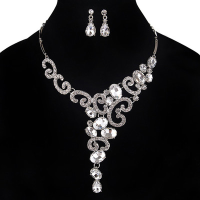 AMNOR Plastic, Alloy Silver Jewellery Set(Pack of 1)