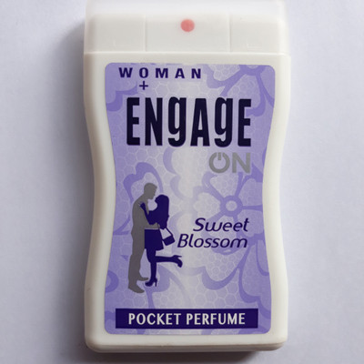 

engage sweet blossom pocket perfume pocket perfume Perfume - 18 ml(For Women)