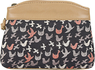 

Bagsy Malone Casual Beige Clutch