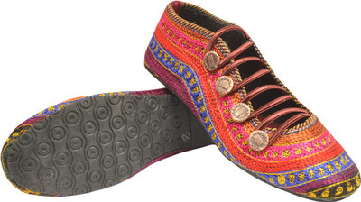 

INDCROWN Women Multicolor Flats