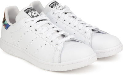 

ADIDAS ORIGINALS STAN SMITH W Sneakers For Women(White, Ftwwht/ftwwht/cblack