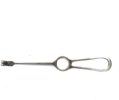

SS WHITE Kocher Retractor 40x11 215mm , Downward Curve Hand Held Retractor(Dental)