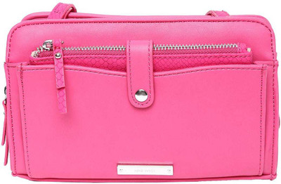 

Nine West Hand-held Bag(Pink)