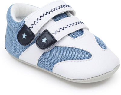 

Lilliput Boys & Girls Velcro Sneakers(White