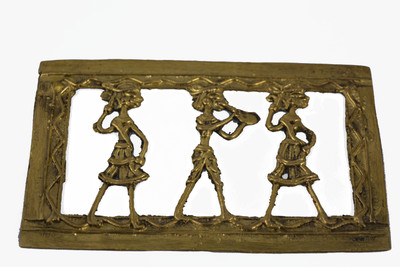 

NAKSHASUTRA Decorative Showpiece - 7.5 cm(Alloy, Gold)