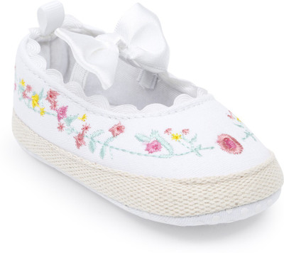 

Lilliput Girls Slip on Ballerinas(White