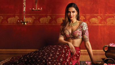 

Aabhaas Deepika Padukone Wall Poster Fine Art Print(12 inch X 18 inch, Rolled)