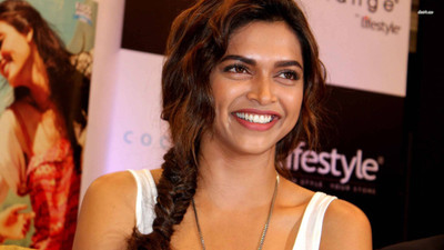 

Aabhaas Deepika Padukone Wall Poster Fine Art Print(12 inch X 18 inch, Rolled)