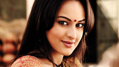

Aabhaas Sonakshi Sinha Wall Poster Fine Art Print(12 inch X 18 inch, Rolled)