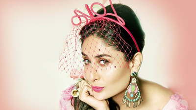 

Aabhaas Kareena Kapoor Wall Poster Fine Art Print(12 inch X 18 inch, Rolled)