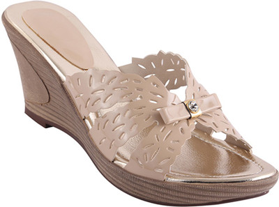 

Go India Store Women Beige Wedges