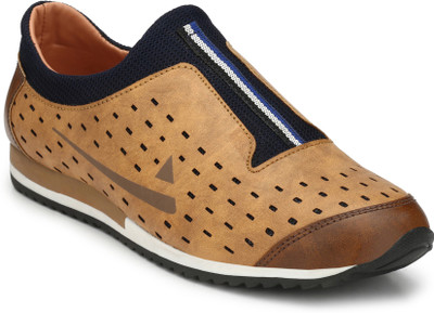 

Fashion Victim 2301 Casuals For Men(Beige