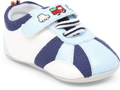 

Lilliput Boys & Girls Velcro Sneakers(White