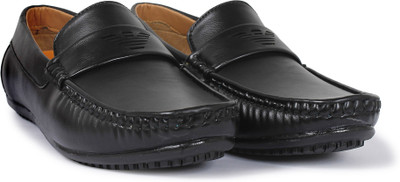 

wakefield Boys Slip on Loafers(Black