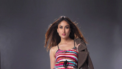 

Aabhaas Kareena Kapoor Wall Poster Fine Art Print(12 inch X 18 inch, Rolled)