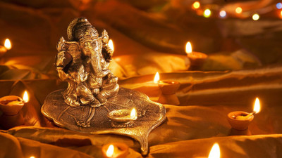 

Aabhaas Ganesha Wall Poster Fine Art Print(12 inch X 18 inch, Rolled)