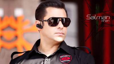 

Aabhaas Salman Khan Wall Poster Fine Art Print(12 inch X 18 inch, Rolled)