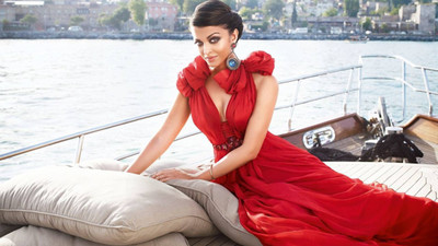 

Aabhaas Aishwarya Rai Wall Poster Fine Art Print(12 inch X 18 inch, Rolled)