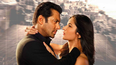 

Aabhaas Salman Khan Wall Poster Fine Art Print(12 inch X 18 inch, Rolled)