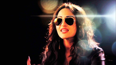 

Aabhaas Sonakshi Sinha Wall Poster Fine Art Print(12 inch X 18 inch, Rolled)