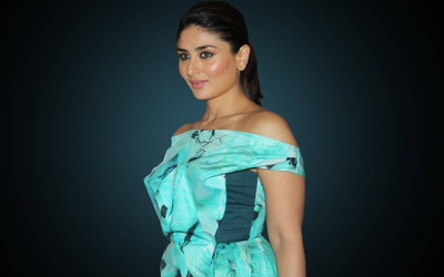 

Aabhaas Kareena Kapoor Wall Poster Fine Art Print(12 inch X 18 inch, Rolled)