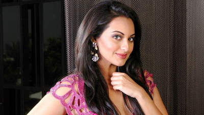 

Aabhaas Sonakshi Sinha Wall Poster Fine Art Print(12 inch X 18 inch, Rolled)
