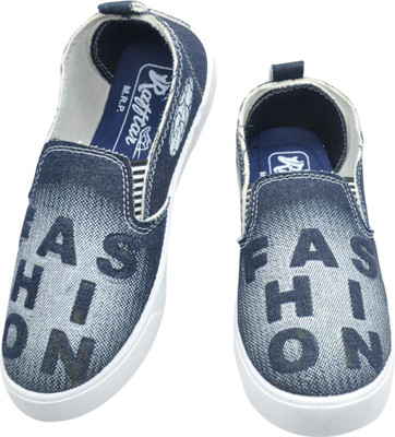 

FOOTSTAIR Slip On Sneakers For Men(Multicolor, Blue