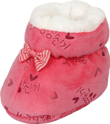 

BabyShower Booties(Toe to Heel Length - 10 cm Pink)