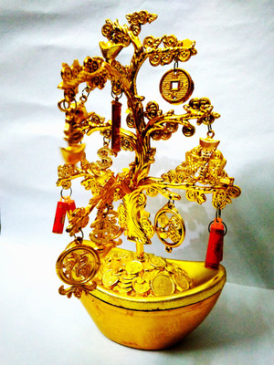 

Touch India golden decorative Wealth Tree - 380 g