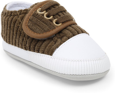 

Lilliput Boys & Girls Velcro Sneakers(Brown