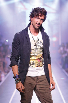 

Aabhaas Hrithik Roshan Wall Poster Fine Art Print(12 inch X 18 inch, Rolled)