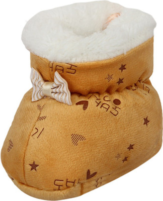 

BabyShower Booties(Toe to Heel Length - 10 cm Brown)