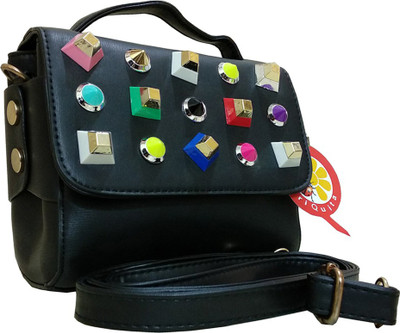 

mariQuita Sling Bag(Multicolor)