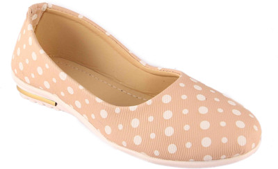 

Mozi Girls Slip on Ballerinas(Beige