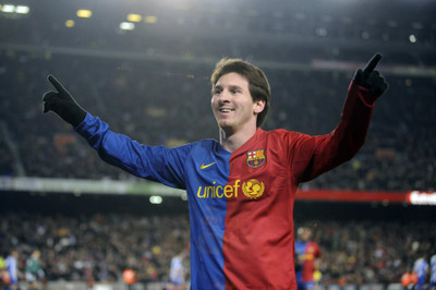 

KumkumArts Lionel Messi Poster 12 x 18 Inch HD Quality Material Gloss Paper. Paper Print(12 inch X 18 inch, Rolled)