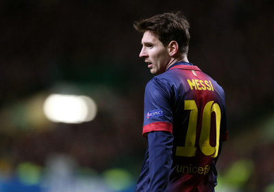 

KumkumArts Lionel Messi Poster 12 x 18 Inch HD Quality Material Gloss Paper. Paper Print(18 inch X 12 inch, Rolled)