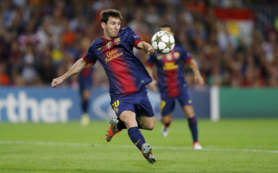 

KumkumArts Lionel Messi Poster 12 x 18 Inch HD Quality Material Gloss Paper. Paper Print(18 inch X 12 inch, Rolled)
