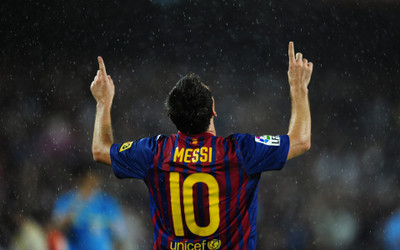 

KumkumArts Lionel Messi Poster 12 x 18 Inch HD Quality Material Gloss Paper. Paper Print(12 inch X 18 inch, Rolled)