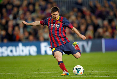 

KumkumArts Lionel Messi Poster 12 x 18 Inch HD Quality Material Gloss Paper. Paper Print(12 inch X 18 inch, Rolled)