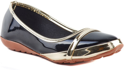 

Dolphin Miles Women Black Flats