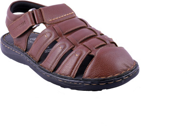 

Trenders Men Brown Sandals