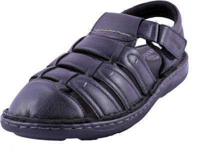 

Trenders Men Black Sandals