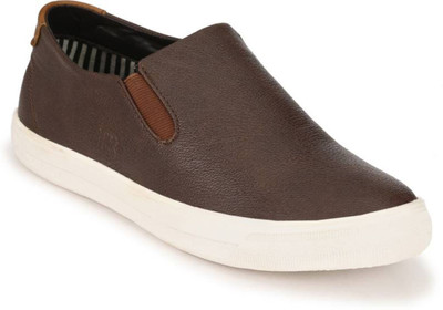

Tracker 1020 Casuals For Men(Brown