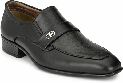

Levanse Slip On For Men(Black, Matte black
