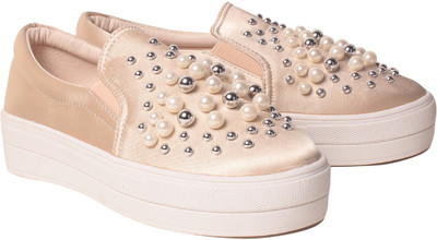 

Klaur Melbourne Slip On Sneakers For Women(Multicolor, Gold